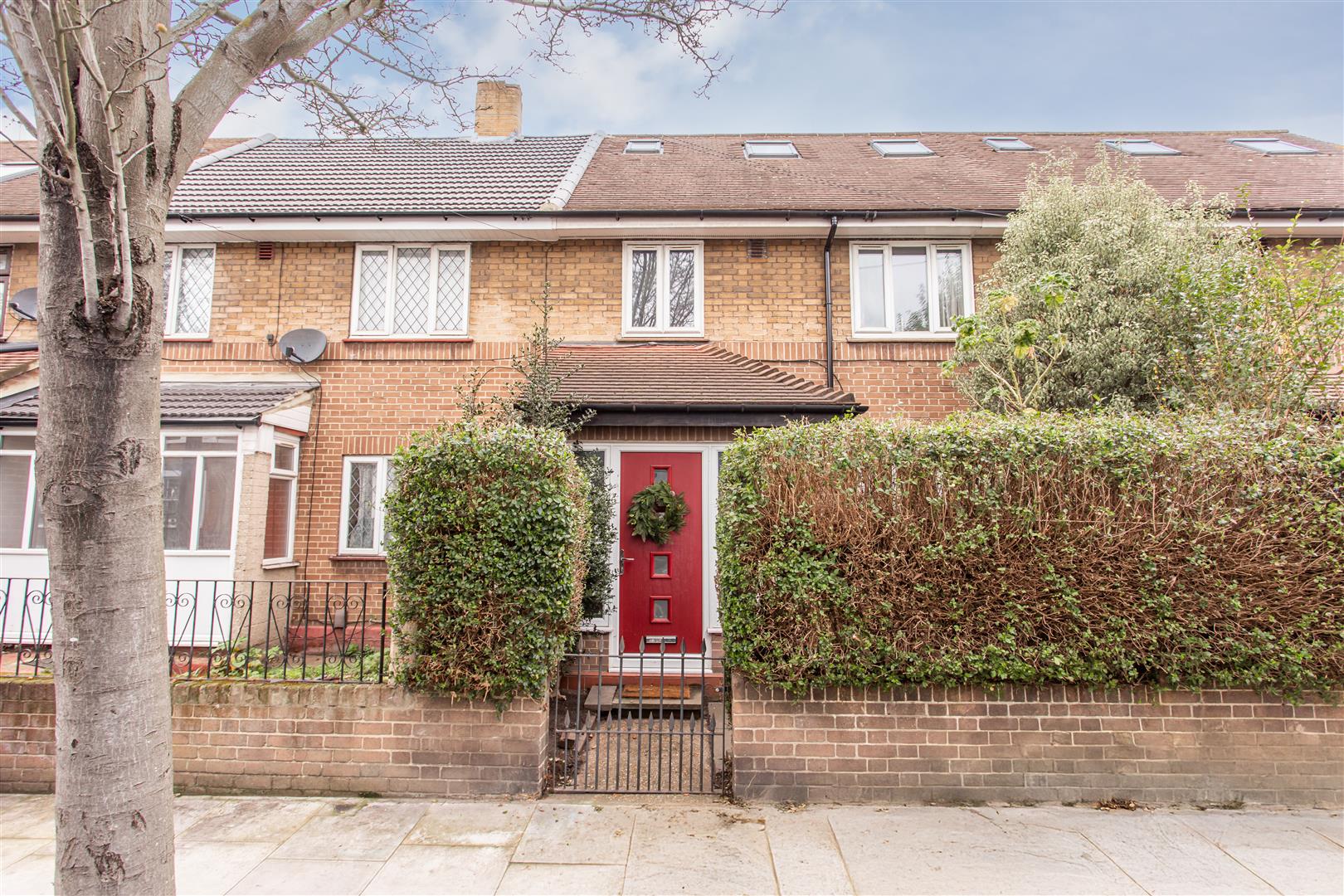 4 bed property in Cephas Street, Stepney Green
